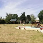 Chez Le Petit Peintre *
