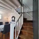 Chez Le Petit Peintre