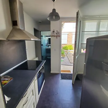 Chez Le Petit Peintre *