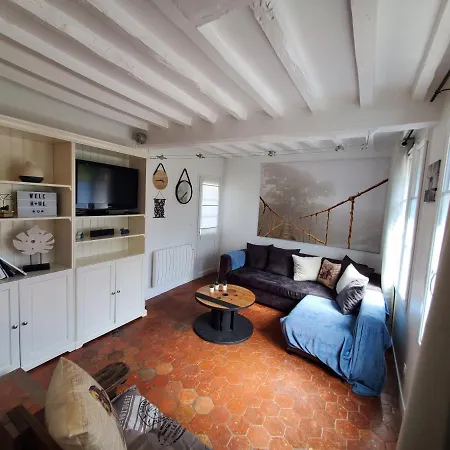 Holiday home Chez Le Petit Peintre *