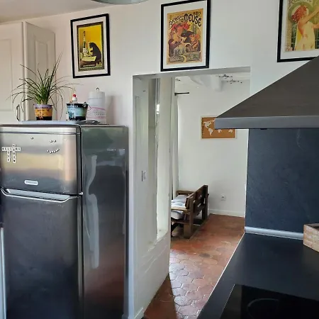 Chez Le Petit Peintre *