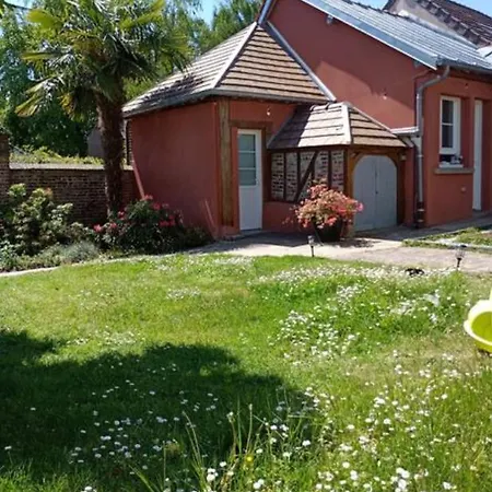 Holiday home Chez Le Petit Peintre *